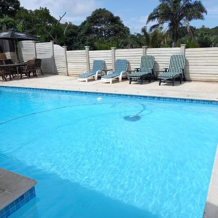 Poolside Guest House Port Shepstone Extérieur photo